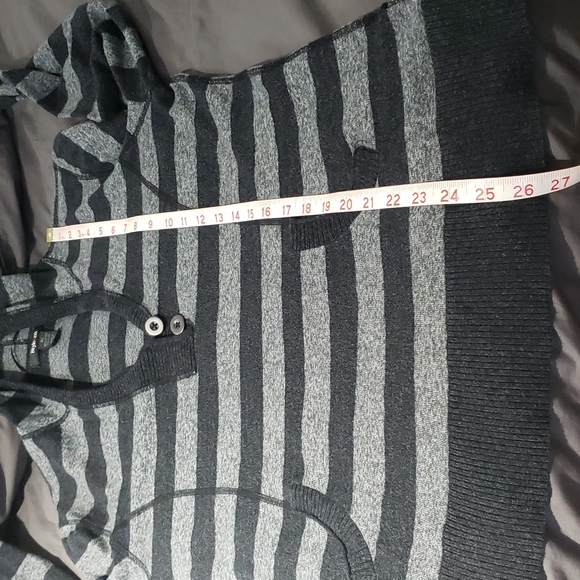 Style&Co Womens Gray and Black Striped Pullover Hoodie Sweater Size XL - Picture 9 of 10